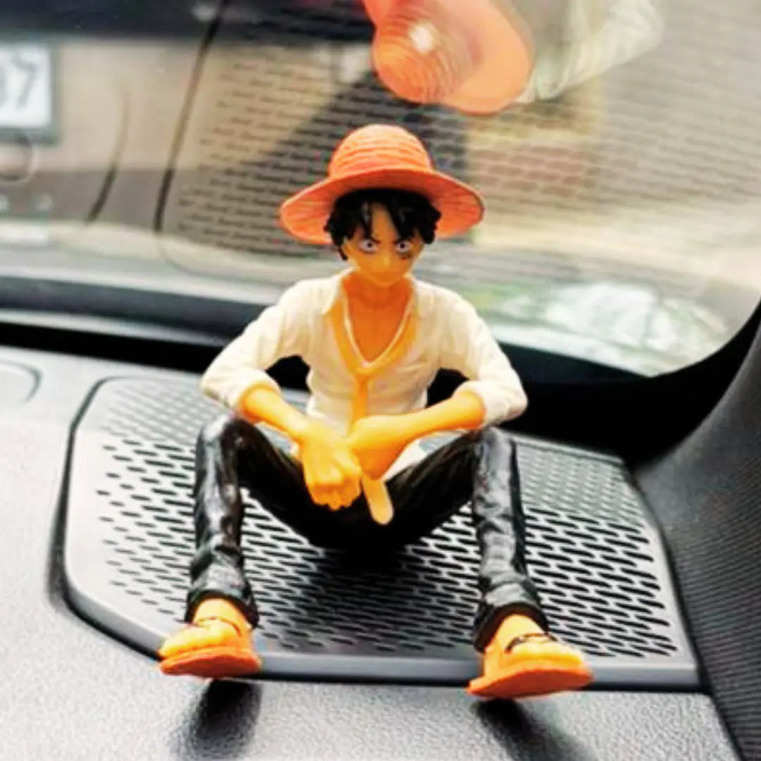 Drag-Auto Luffy Dashboard Figure | Anime Car Interior Decor Toy (White)
