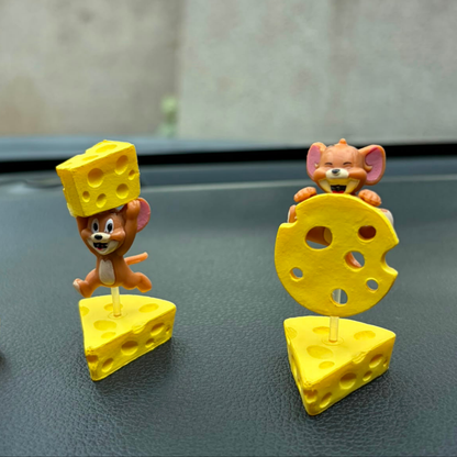 Drag-Auto Tom & Jerry Cheese Chasing Dashboard Figurines (Small) – Set of 4