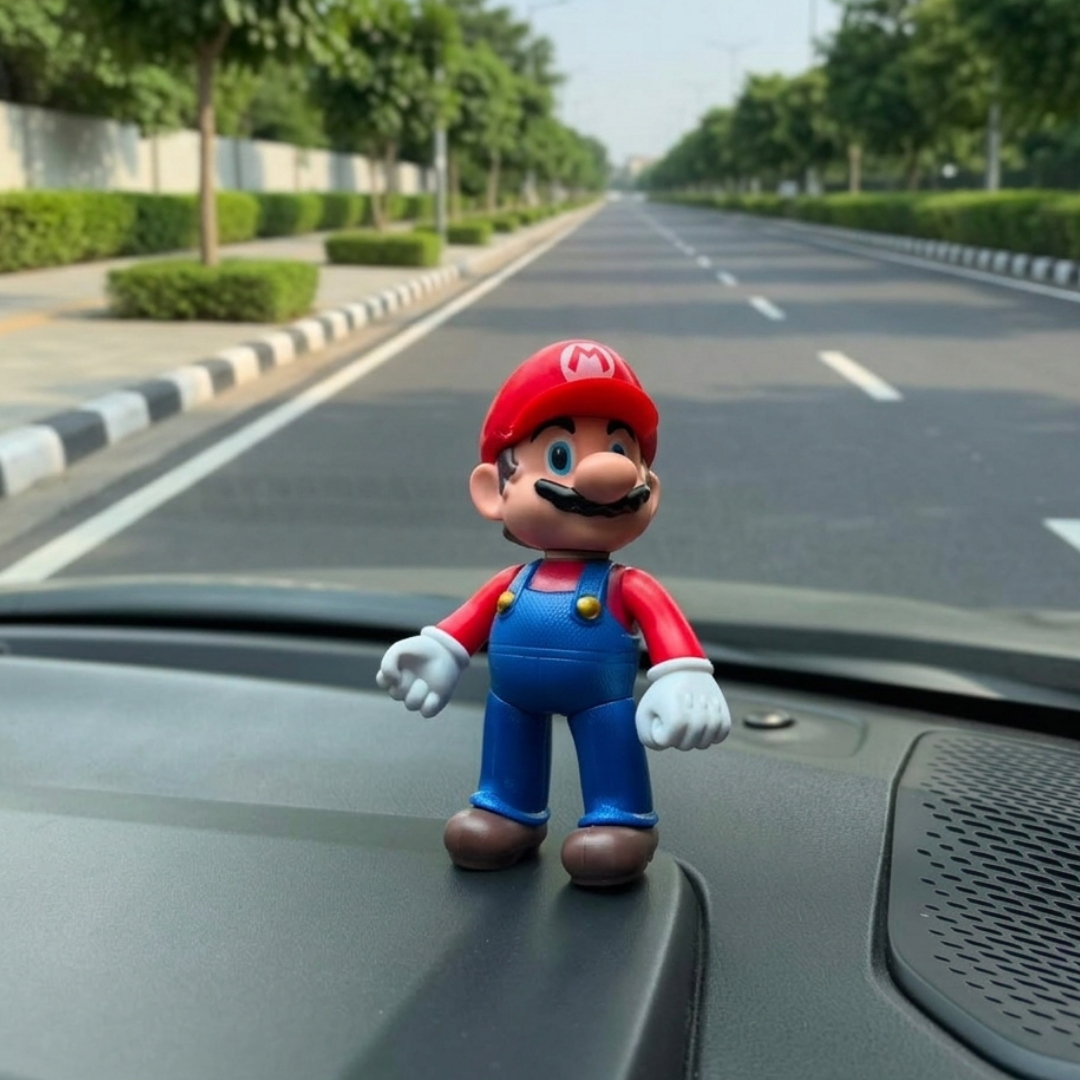 Drag-Auto Super Mario Dashboard Action Figure