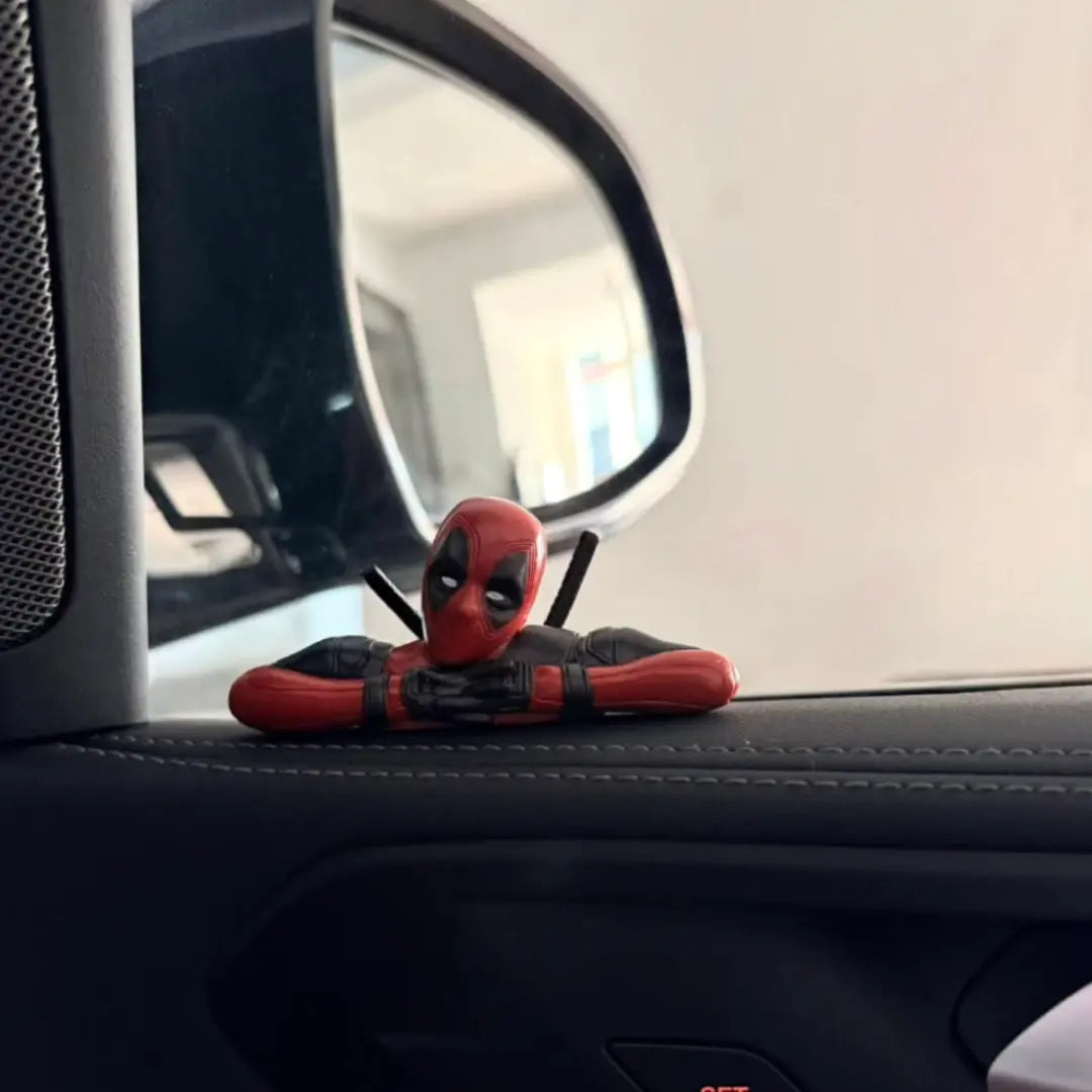 Drag-Auto Deadpool Figures: Premium Car Dashboard Figure (Set of 3)