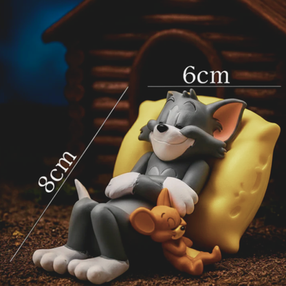 Drag-Auto Premium Tom & Jerry Car Dashboard Toy for Interior Décor with Interior Cleaning Brush Combo