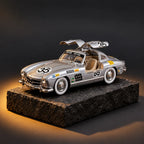 1:24 Scale Mercedes Silver 300 SL Racing Edition Die-Cast Model : SILVER